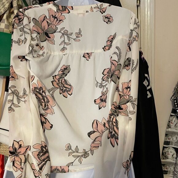 2/$15 Candie’s floral button down shirt - Picture 3 of 3